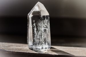 Crystal-1685590 1280.jpg